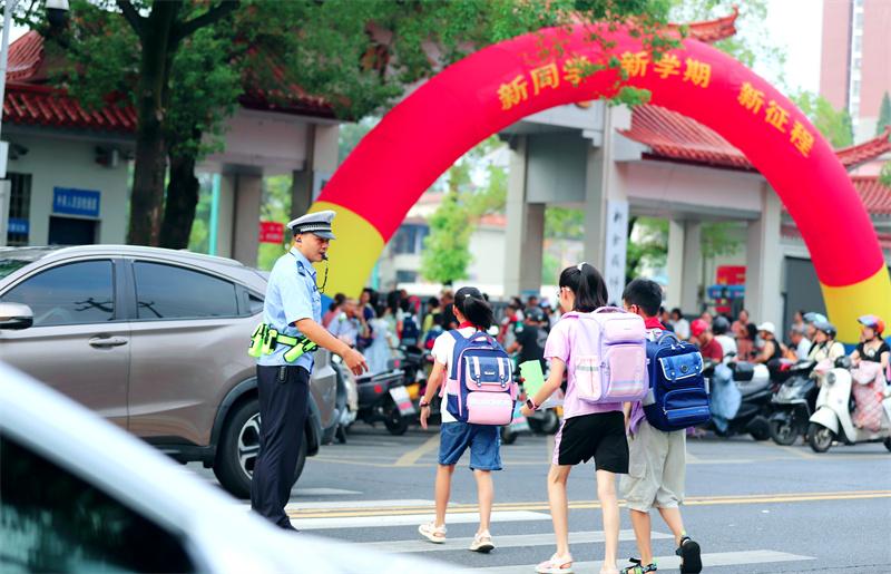 陪你成長 護你平安